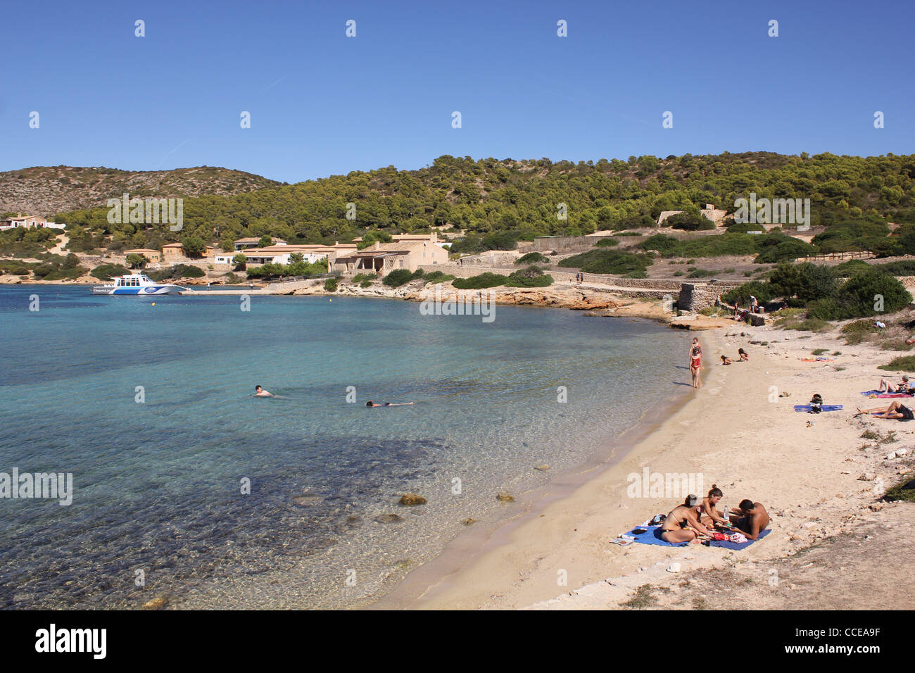 Scène sur l'île de Cabrera, l'archipel de Cabrera, îles du Parc Naturel  Espagnol, situé au sud-est de Palma de Majorque Photo Stock - Alamy