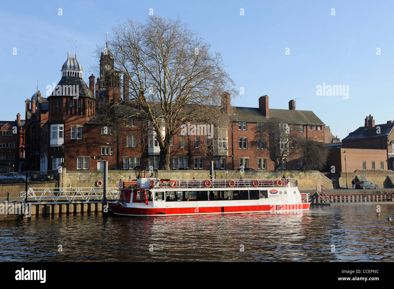 Yorkboat des croisières sur la rivière Ouse york england uk Banque D'Images