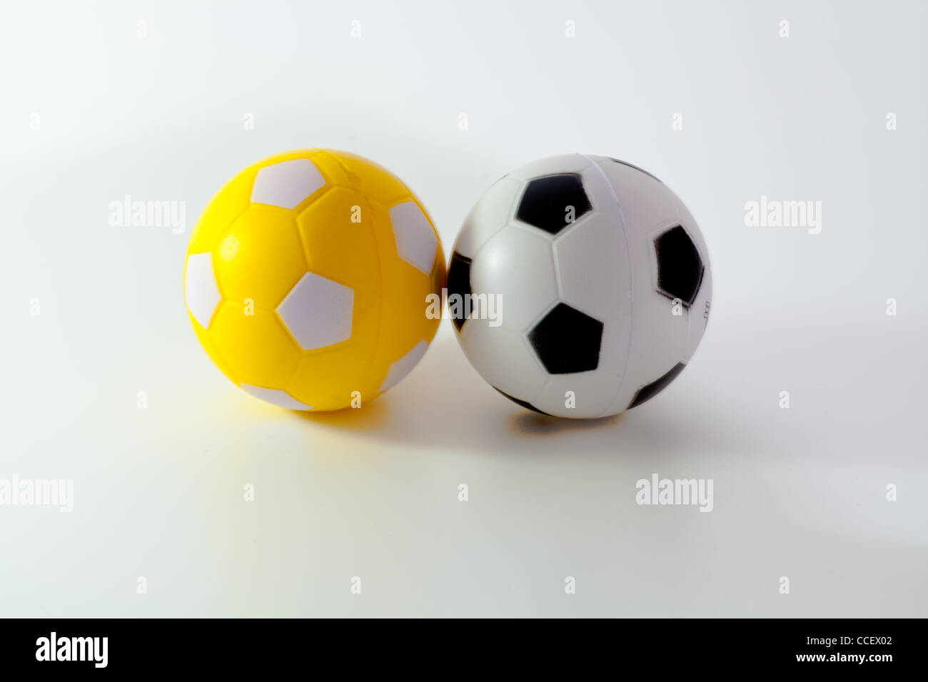 Deux ballons de soccer Football Banque D'Images