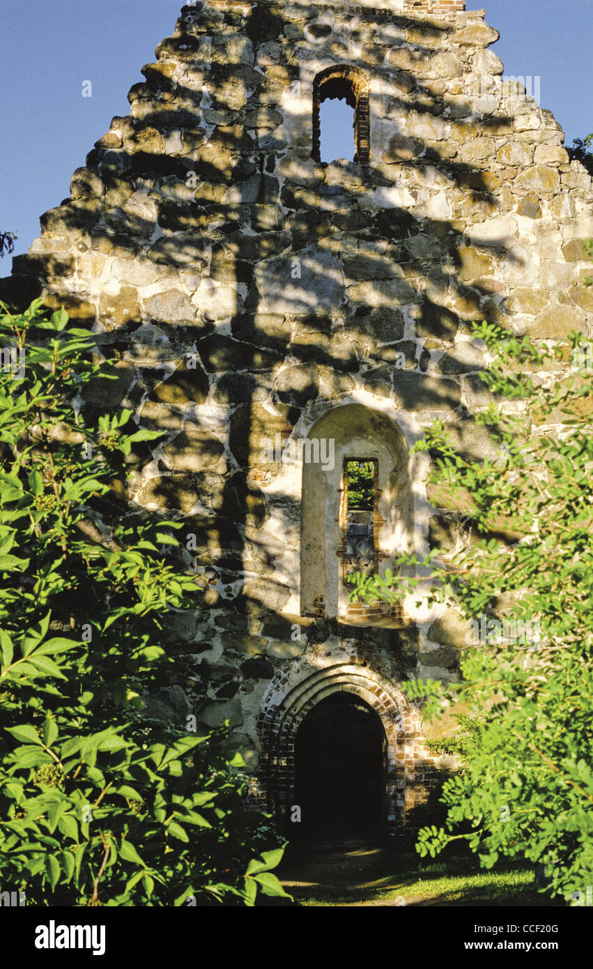 Ruines de l'église du 15ème siècle de Saint Michel à Palkane, Finlande Banque D'Images