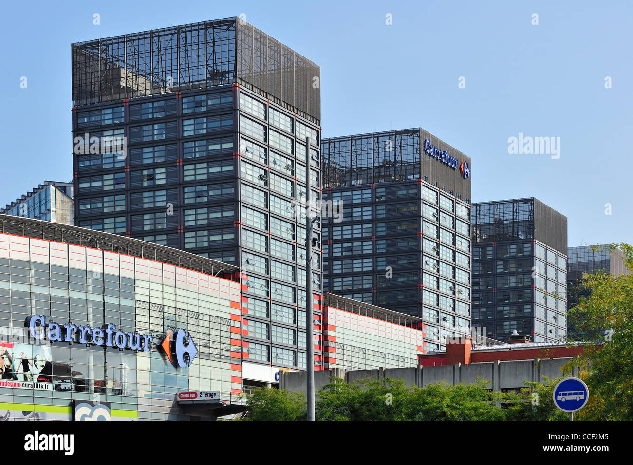 Centre commercial et appartements au quartier Euralille à Lille, France Banque D'Images