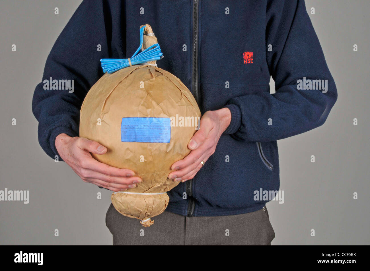 Un 12 pouces Star artifice shell contenant 10 kilogrammes d'explosifs. Banque D'Images