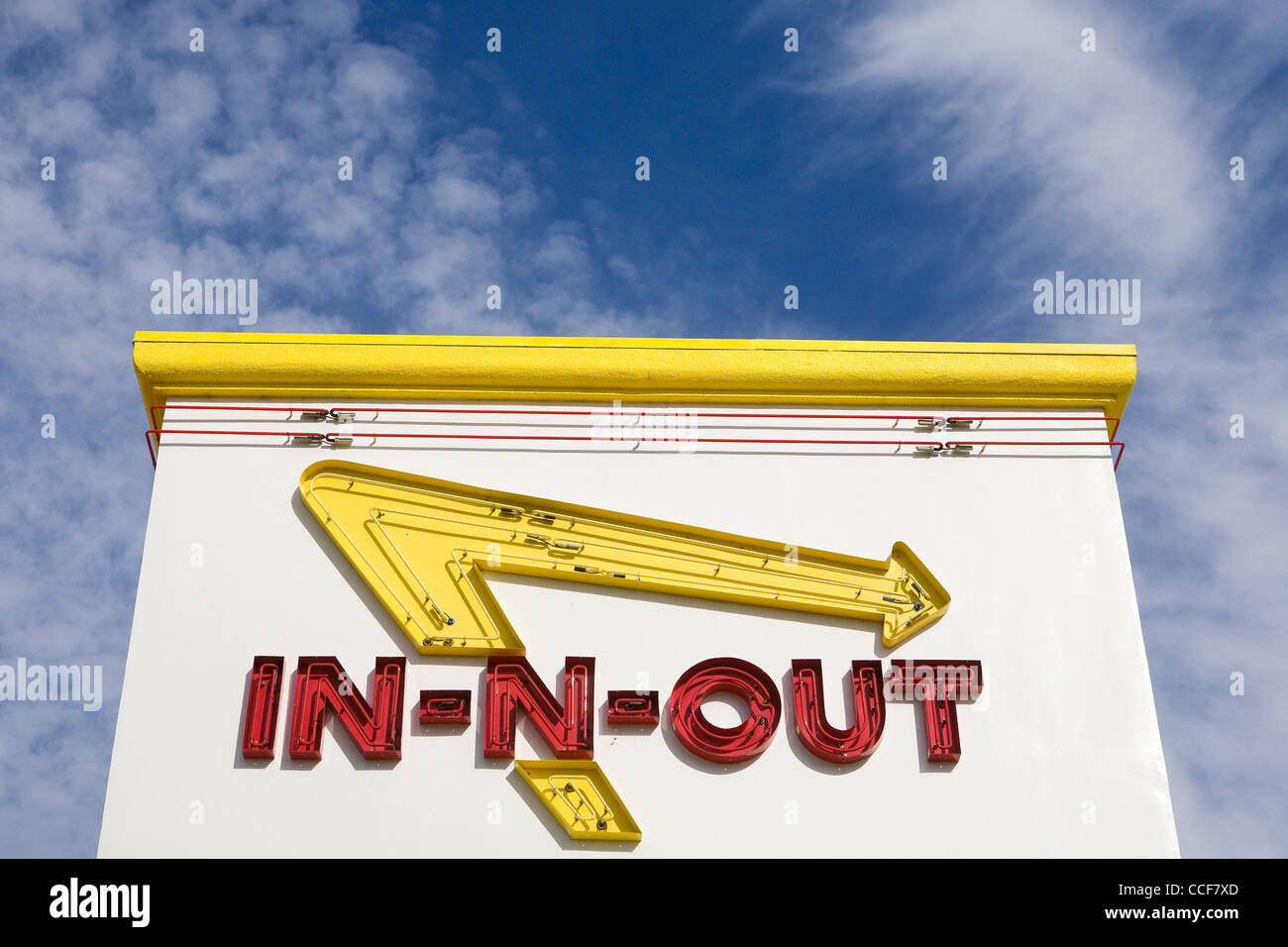 Un In-N-Out Burger restaurant fast food. Banque D'Images