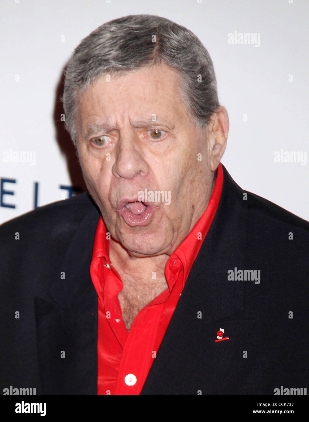 Le 1 décembre, 2010 - New York, New York, États-Unis - l'Acteur Jerry Lewis assiste à la Quentin Tarantino Friars Club Roast tenue à l'hôtel Hilton New York. (Crédit Image : © Kaszerman ZUMAPRESS.com)/Nancy Banque D'Images