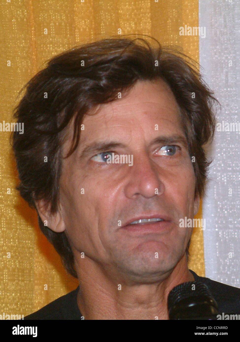 Le 27 juin 2003 - New York, New York, États-Unis - K31473ML.2003 SCI-FI ET FANTASTIQUE CONVENTION CRÉATEURS AU Madison Square Garden, NEW YORK New York .06/27/2003. / 2003.Dirk Benedict(Credit Image : Â© Mitchell Levy/Photos/ZUMAPRESS.com) Globe Banque D'Images