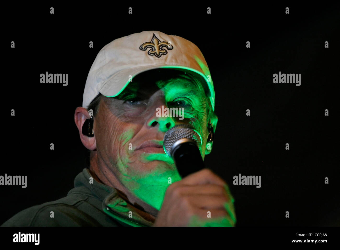 Artiste de musique country Sammy Kershaw effectuées pendant le festival au centre-ville le samedi, Octobre 9, 2010 en Colombie-Britannique, Ky. Kershaw est surtout connu pour ses 1993 n° 1 chanson à succès "elle ne sait pas Elle est belle,' ainsi que 'Reine de ma remorque double largeur", "Cadillac" et "Style de travail national Woman's H Banque D'Images