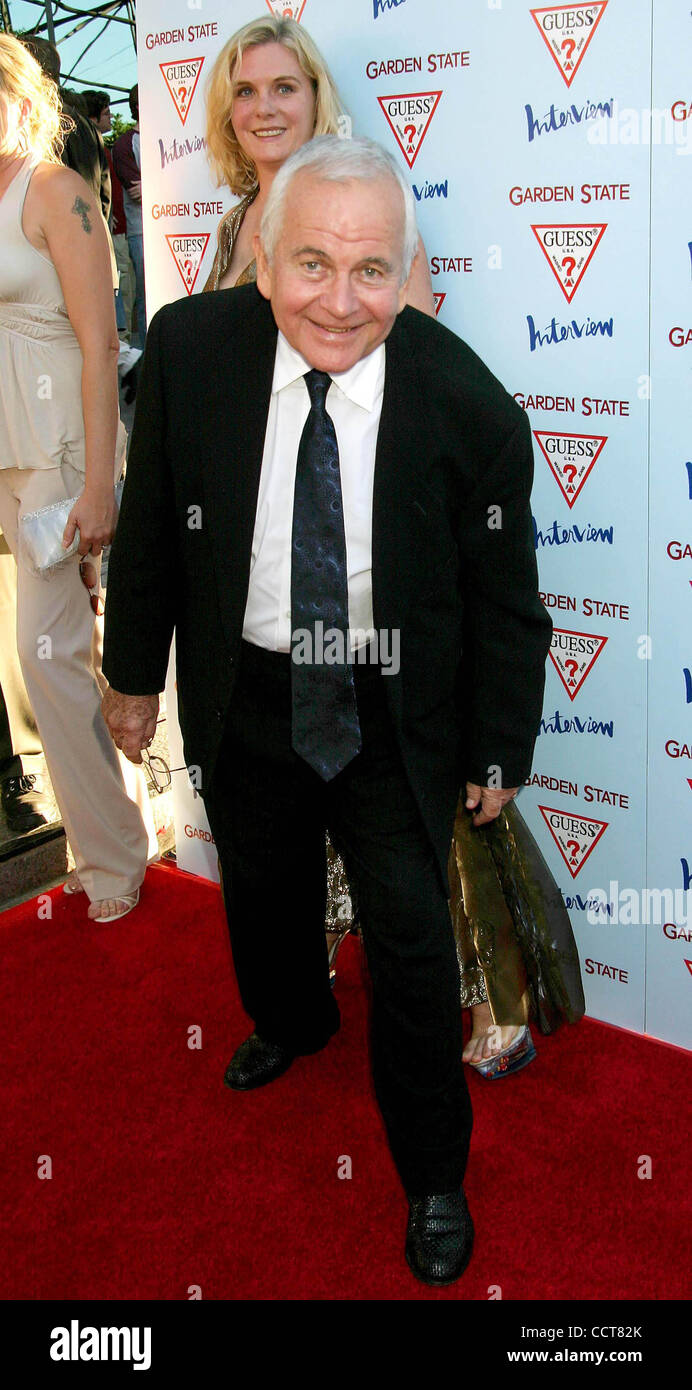 20 juillet 2004 - Hollywood, Californie, États-Unis - K38305EG.JARDIN California LOS ANGELES PREMIERE À LA Directors Guild Theatre de WEST HOLLYWOOD , Californie.07/20/2004. /E.G.I./ 2004.SIR IAN HOLM(Image Crédit : Â© Ed Geller/Globe Photos/ZUMAPRESS.com) Banque D'Images