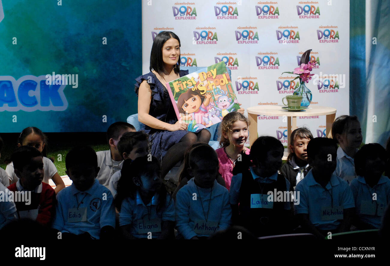 Mars 02, 2010 Los Angeles, California, United States Salma Hayek