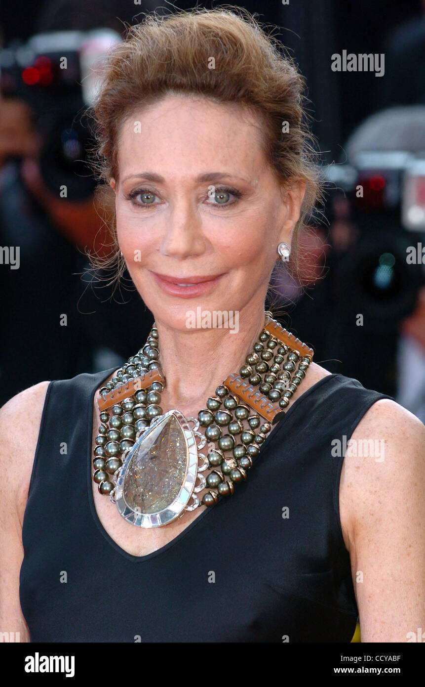 23 mai 2010 - Cannes, France - actrice Marisa Berenson assiste à la Palme d'Or de la cérémonie de clôture du 63e Festival de Cannes. (Crédit Image : © Injimbert ZUMApress.com)/Frederic Banque D'Images