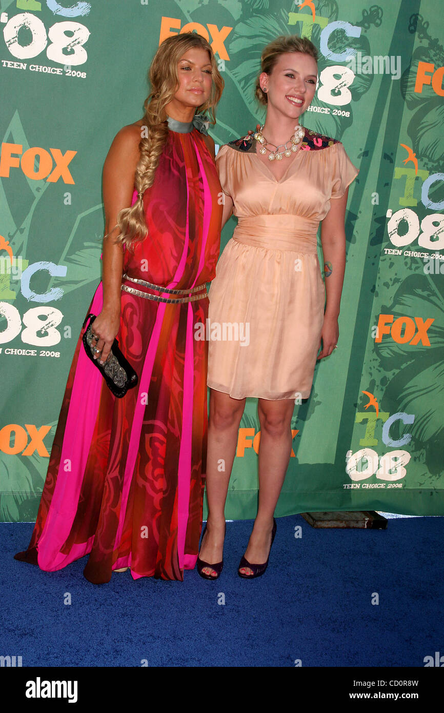 3 août 2008 - Hollywood, Californie, États-Unis - J13426CHW.''Teen Choice 2008'' PRÉSENTÉE PAR FOX .GIBSON AMPHITHEATRE, Universal Hollywood, CA .08/03/08.FERGIE DES BLACK EYED PEAS ET SCARLET JOHANSSON (crédit Image : Â© Clinton Wallace/Globe Photos/ZUMAPRESS.com) Banque D'Images