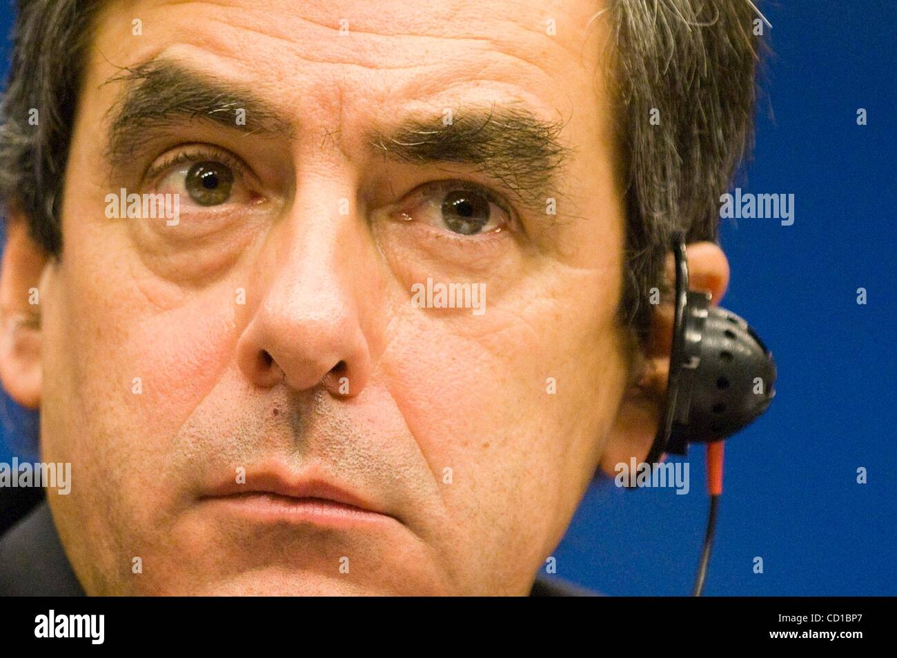 Oct 15, 2008 - Bruxelles, Belgique - Le Premier ministre français François Fillon en photo au cours de conférence de presse, le sommet social tripartite pour la croissance et l'emploi en avant d'un sommet du Conseil européen au siège du Conseil européen. (Crédit Image : Â© Wiktor Dabkowski/ZUMA Press) Banque D'Images