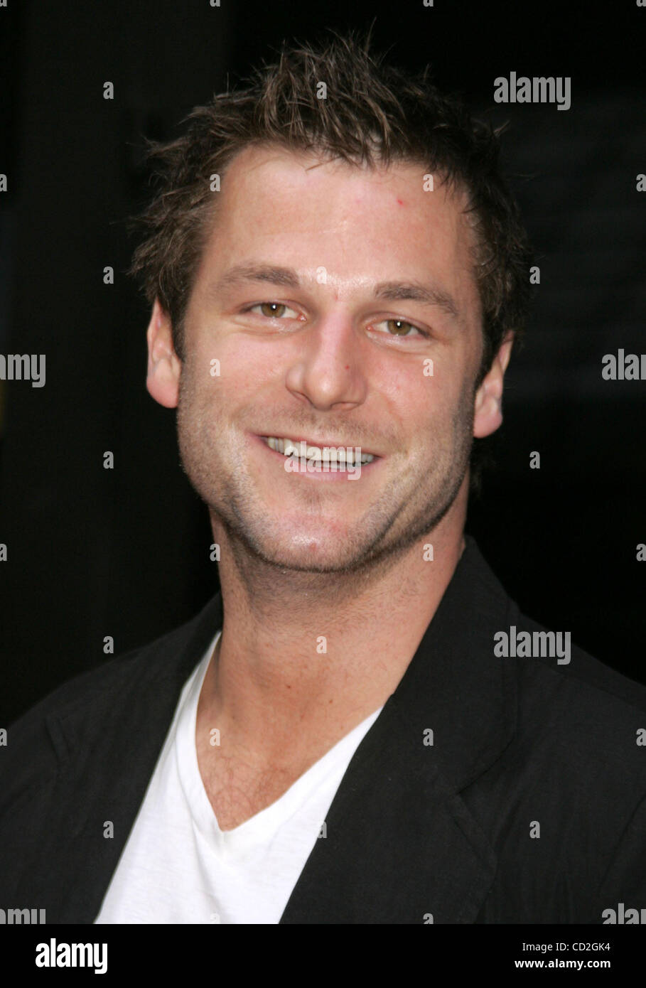 Mar 03, 2008 - New York, NY, USA - Animal Planet DAVE SALMONI hôte arrive pour Cosmopolitan's Fun Fearless Déjeuner de remise des prix de l'homme tenue au Cipriani 42nd Street. (Crédit Image : © Nancy/Kaszerman ZUMA Press) Banque D'Images