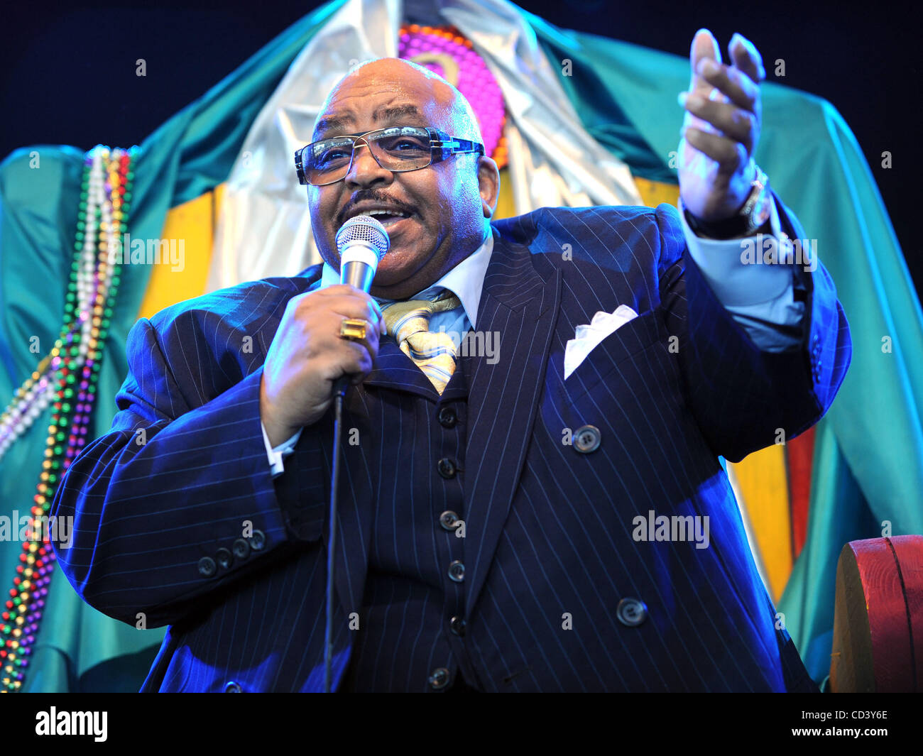 SOLOMON BURKE (Mar. 21, 1940 - Octobre 10, 2010) était un Grammy Award-winning singer/songwriter et pionnier de l'évangile, soul, rock et R&B musique. Il est mort sur un vol de Los Angeles à Amsterdam où il a été d'effectuer un concert. Sur la photo : jun 15 2008 - Manchester, New York, USA - Rock n Roll Hall of Banque D'Images