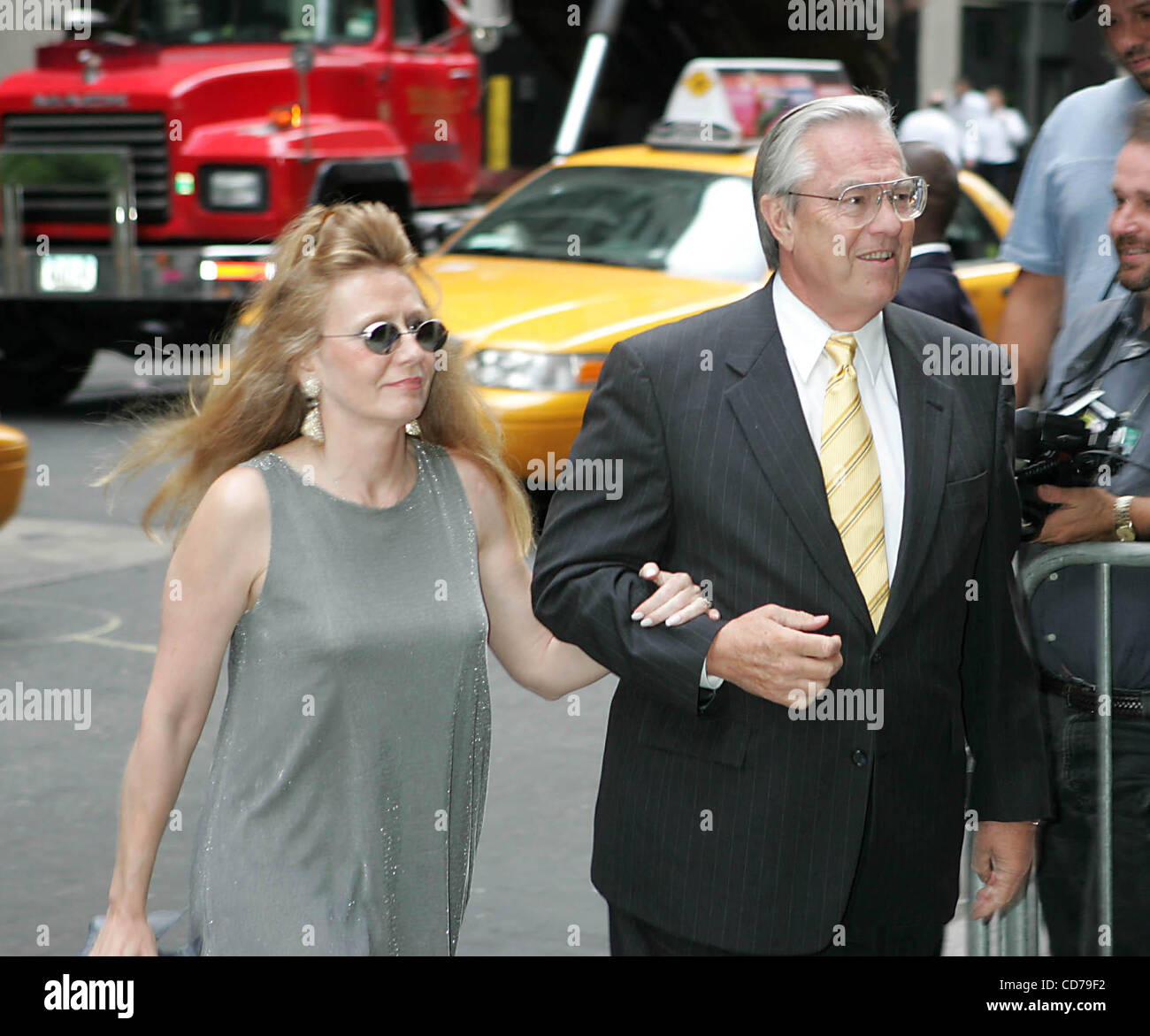 7 juillet 2004 - New York, New York, États-Unis - K38225RM.PROJECTION SPÉCIALE DE ''PRÉSENTATEUR LA LÉGENDE DE RON BURGUNDY'' AU MUSÉE DE TELEVISI0N ET RADIO , NEW YORK New York 07/07/2004. / BILL KURTIN(Image Crédit : Â© Rick Mackler/Photos/ZUMAPRESS.com) Globe Banque D'Images