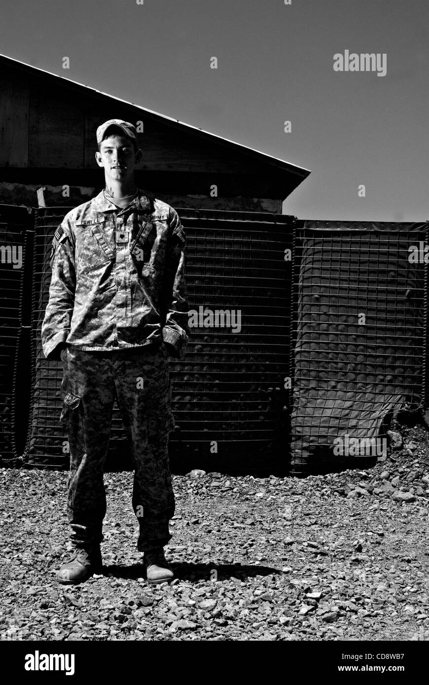 Jun 10, 2010 - , l'Afghanistan Paktika - SPC. ANDY POWELL, un fantassin Abu Company, 1er Bataillon, 187e Régiment d'infanterie. (Crédit Image : © Bill Putnam/ZUMAPRESS.com) Banque D'Images