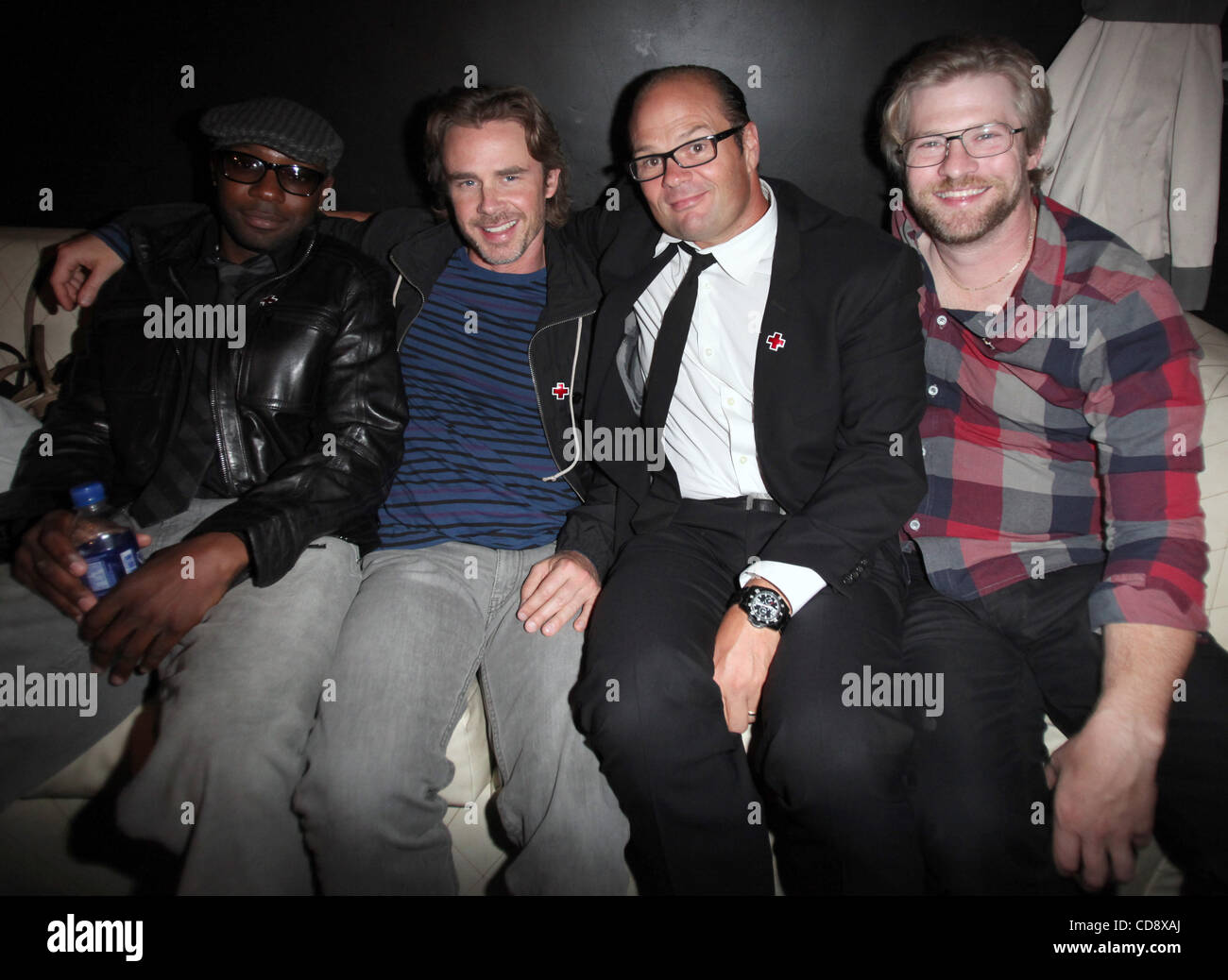 Jun 11, 2010 - Hollywood, Californie, États-Unis - (de gauche à droite) Acteur NELSAN ELLIS, l'Acteur SAM TRAMMELL, l'acteur Chris BAUER et acteur TODD LOWE au cours de l'HBO True Blood Premiere Partie à l'H Salon. (Crédit Image : © Mark/ZUMApress.com) Samala Banque D'Images