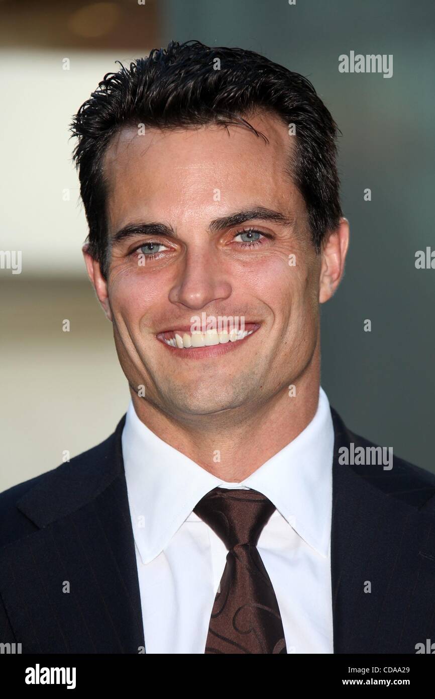 16 août 2010 - Hollywood, Californie, États-Unis - 16 août 2010, Hollywood, Californie, USA ; acteur SCOTT ELROD arrivant à la 'Switch' Première mondiale tenue à l'Arclight Theatre...crédit obligatoire : Photo de Lisa O'Connor/ZUMA Press..(Â©) Copyright 2010 by Lisa O'Connor (crédit Image : © Lisa O'Connor/ZU Banque D'Images