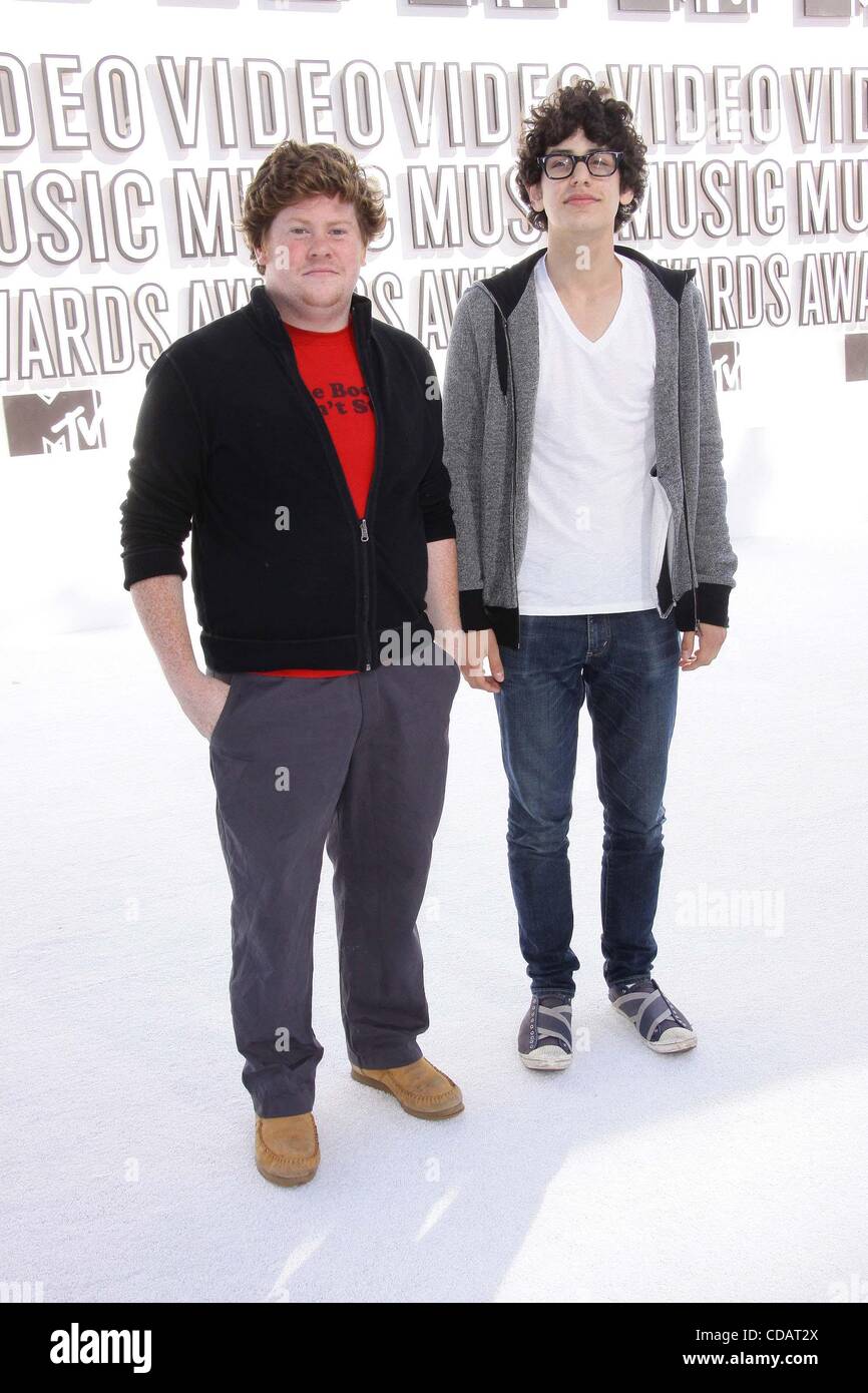 12 septembre 2010 - Los Angeles, Californie, États-Unis - Matt Bennett ; Zack Pearlman .L ''2010 MTV Video Music Awards'' (Arrivées) a tenu lors de la Nokia Theatre, Los Angeles, Californie 09-12-2010. 2010.K65874TL(Image Crédit : Â©/TLeopold ZUMApress.com)/Photos Globe Banque D'Images