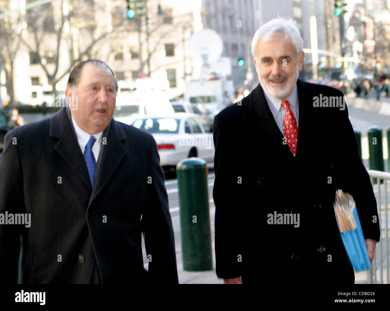 1 janvier, 2011 - New York, New York, États-Unis - Martha Stewart Procès en cour fédérale de Manhattan.2/18/04 avocats de Martha. / 2004.K35687B Ltée(Image Crédit : Â© Bruce Cotler/Photos/ZUMAPRESS.com) Globe Banque D'Images