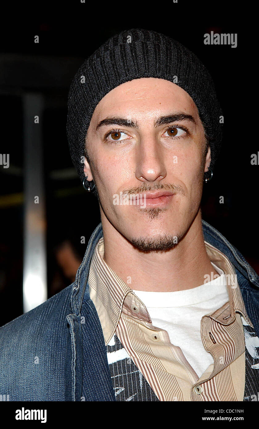 K34293AR.LA PREMIÈRE MONDIALE DE ''HONEY'' À LA CHELSEA WEST THEATRE , NEW YORK New York 11/24/2003. / ERIC BALFOUR(Image Crédit : Â© Andrea Renault/monde/ZUMAPRESS.com) Photos Banque D'Images