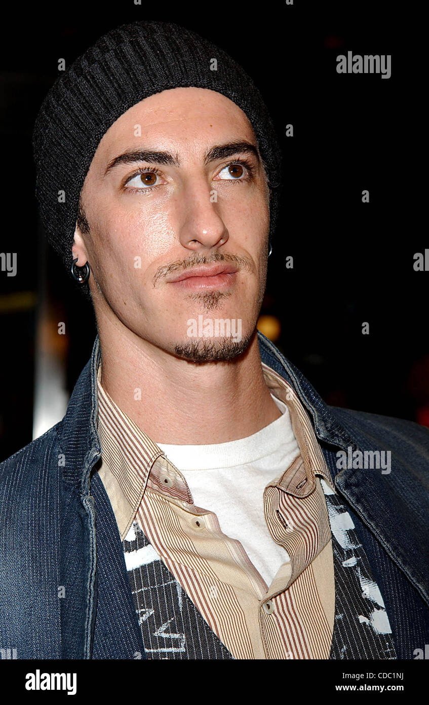K34293AR.LA PREMIÈRE MONDIALE DE ''HONEY'' À LA CHELSEA WEST THEATRE , NEW YORK New York 11/24/2003. / ERIC BALFOUR(Image Crédit : Â© Andrea Renault/monde/ZUMAPRESS.com) Photos Banque D'Images