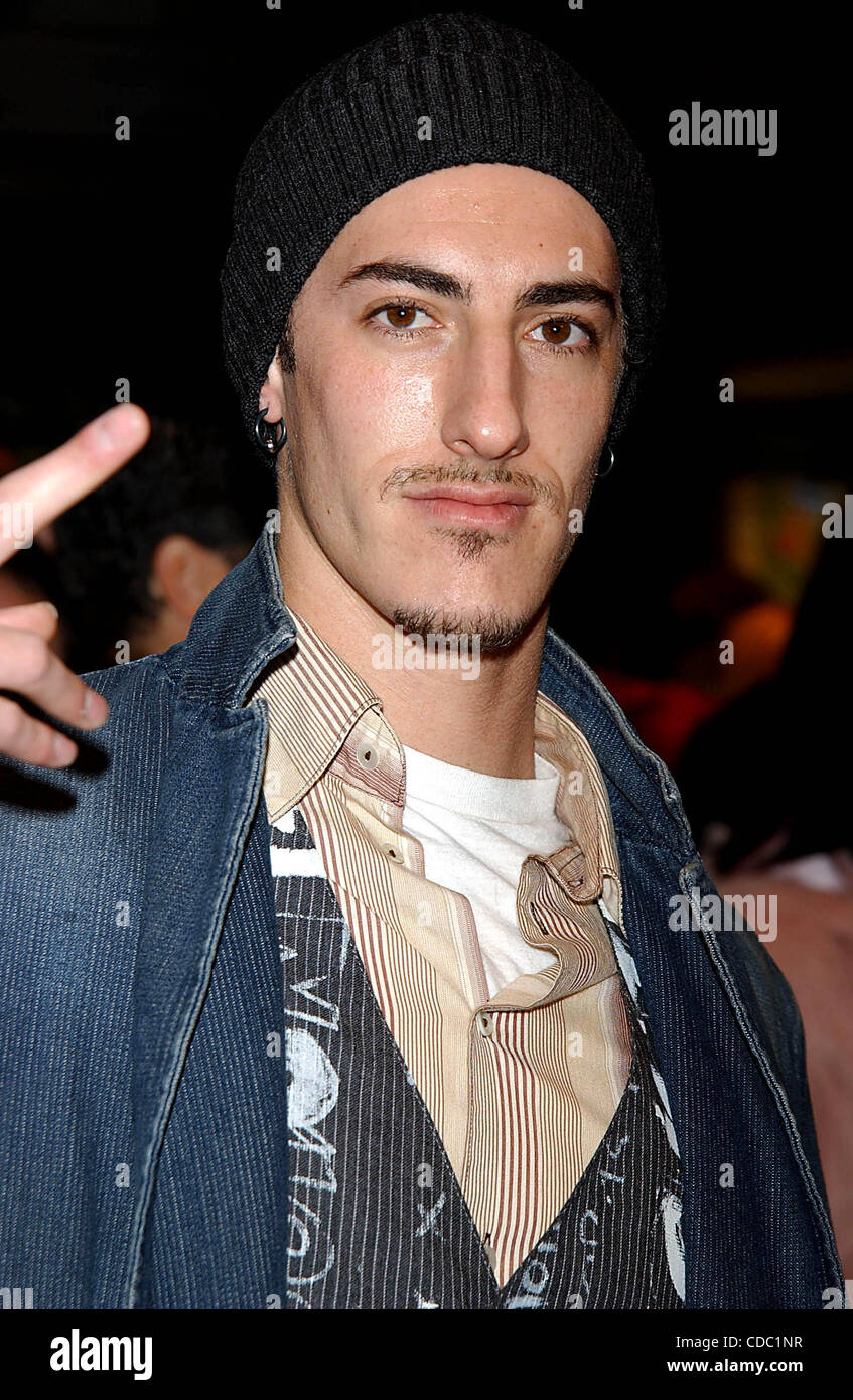 K34293AR.LA PREMIÈRE MONDIALE DE ''HONEY'' À LA CHELSEA WEST THEATRE , NEW YORK New York 11/24/2003. / ERIC BALFOUR(Image Crédit : Â© Andrea Renault/monde/ZUMAPRESS.com) Photos Banque D'Images