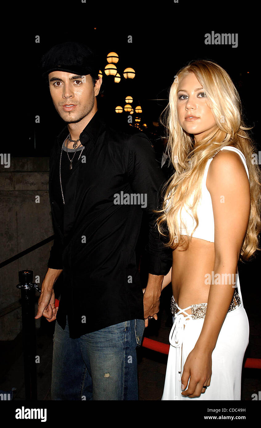 K32610AR.AFTER PARTY POUR .''IL ÉTAIT UNE FOIS AU MEXIQUE''..GAUSTIVINO'S, NEW YORK New York.. / 2003.Enrique Iglesias et Anna Kournikova : Image de crédit(Â© Andrea Renault/monde/ZUMAPRESS.com) Photos Banque D'Images