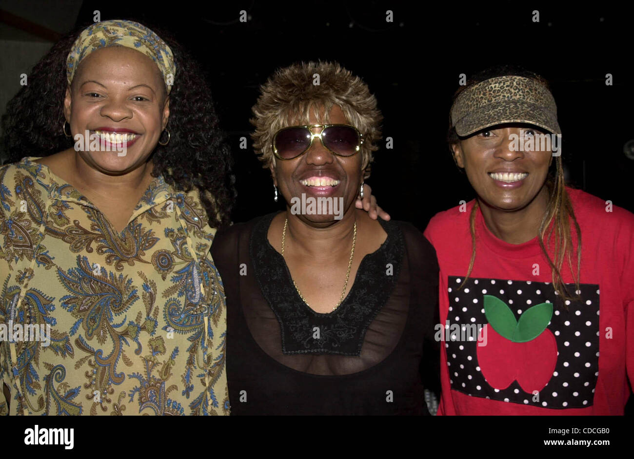 1 janvier, 2011 - New York, New York, États-Unis - K33793JKRON.''LES SWEET INSPIRATIONS'' (ELVIS PRESLEY'S BACKUP SINGERS DE 1969 À 1977).L'ENREGISTREMENT À OCEAN WAY RECORDING STUDIOS, Hollywood, CA. 10/18/2003. / 2003 Crédit : Image(© John Krondes Globe/ZUMAPRESS.com)/Photos Banque D'Images 1 janvier, 2011 - New York, New York, États-Unis - K33793JKRON.''LES SWEET INSPIRATIONS'' (ELVIS PRESLEY'S BACKUP SINGERS DE 1969 À 1977).L'ENREGISTREMENT À OCEAN WAY RECORDING STUDIOS, Hollywood, CA. 10/18/2003. / 2003 Crédit : Image(© John Krondes Globe/ZUMAPRESS.com)/Photos Banque D'Images
