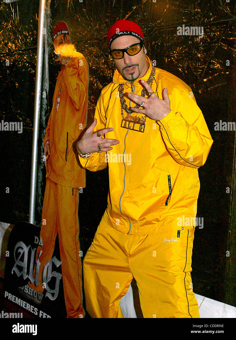 1 janvier, 2011 - New York, New York, États-Unis - ALI G.K29253SD RM0224.DA WORLD PREMIÈRE PROJECTION DE ''DA ALI G SHOW''..HÉBERGÉ PAR HBO SUR LE LOT 61, À NEW YORK, New York. / 2003 Crédit : Image(Â© Rick Mackler/Photos/ZUMAPRESS.com) Globe Banque D'Images