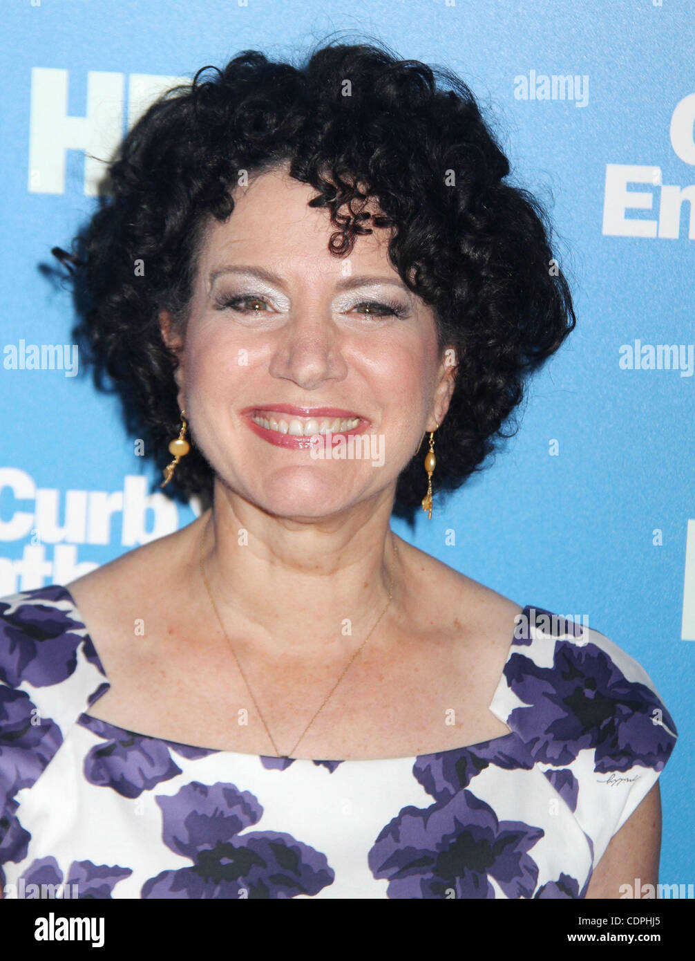 6 juillet 2011 - New York, New York, États-Unis - Actrice SUSIE ESSMAN assiste à la projection spéciale de HBO's nouvelle saison de 'Curb Your Enthusiasm' qui s'est tenue à la salle de projection de Time Warner. (Crédit Image : © Kaszerman ZUMAPRESS.com)/Nancy Banque D'Images