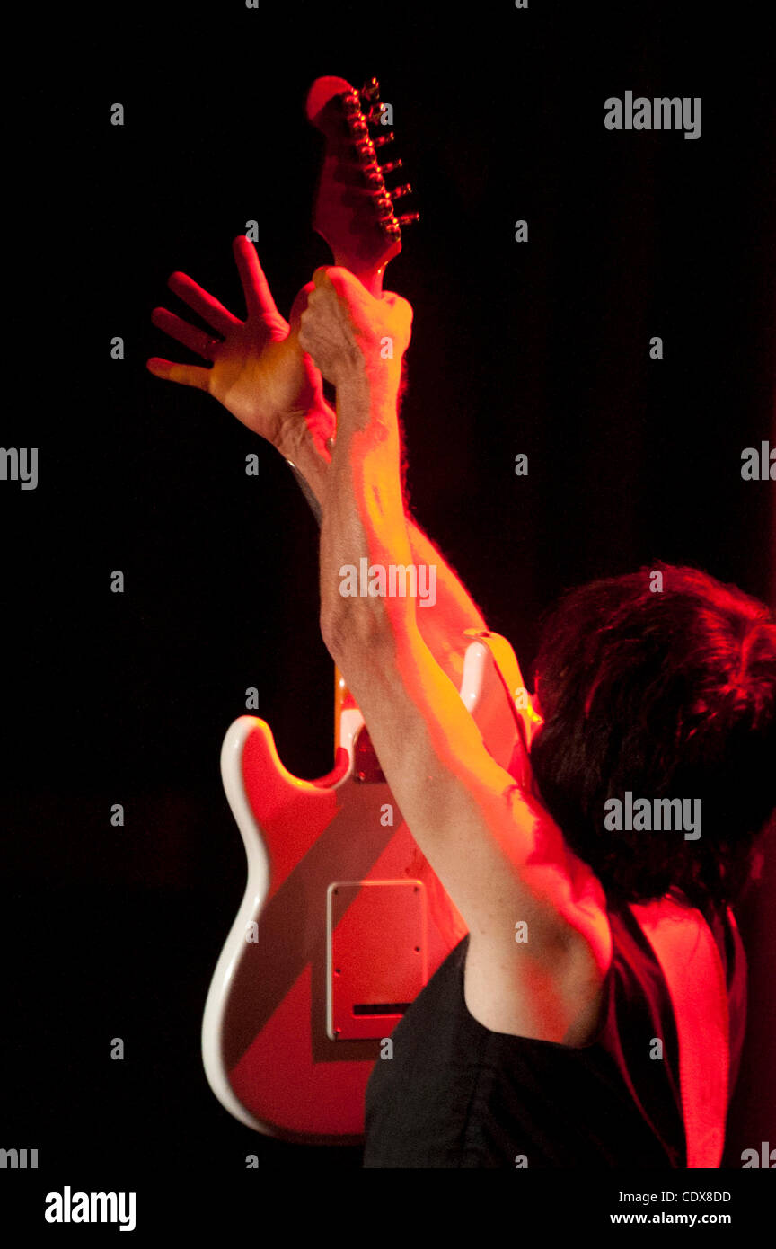 Le 1 novembre, 2011 - Napa, Californie, USA - Le guitariste légendaire Jeff Beck en live à l'Uptown Theatre sold-out. (Crédit Image : © Jérôme Brunet / Zuma Press) Banque D'Images