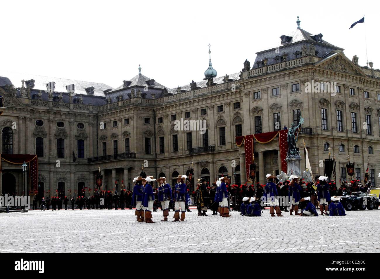 L'atmosphère sur l'ensemble de 'Les Trois Mousquetaires' à Residenz Würzburg. Würzburg, Allemagne - 30.01.2004 Banque D'Images