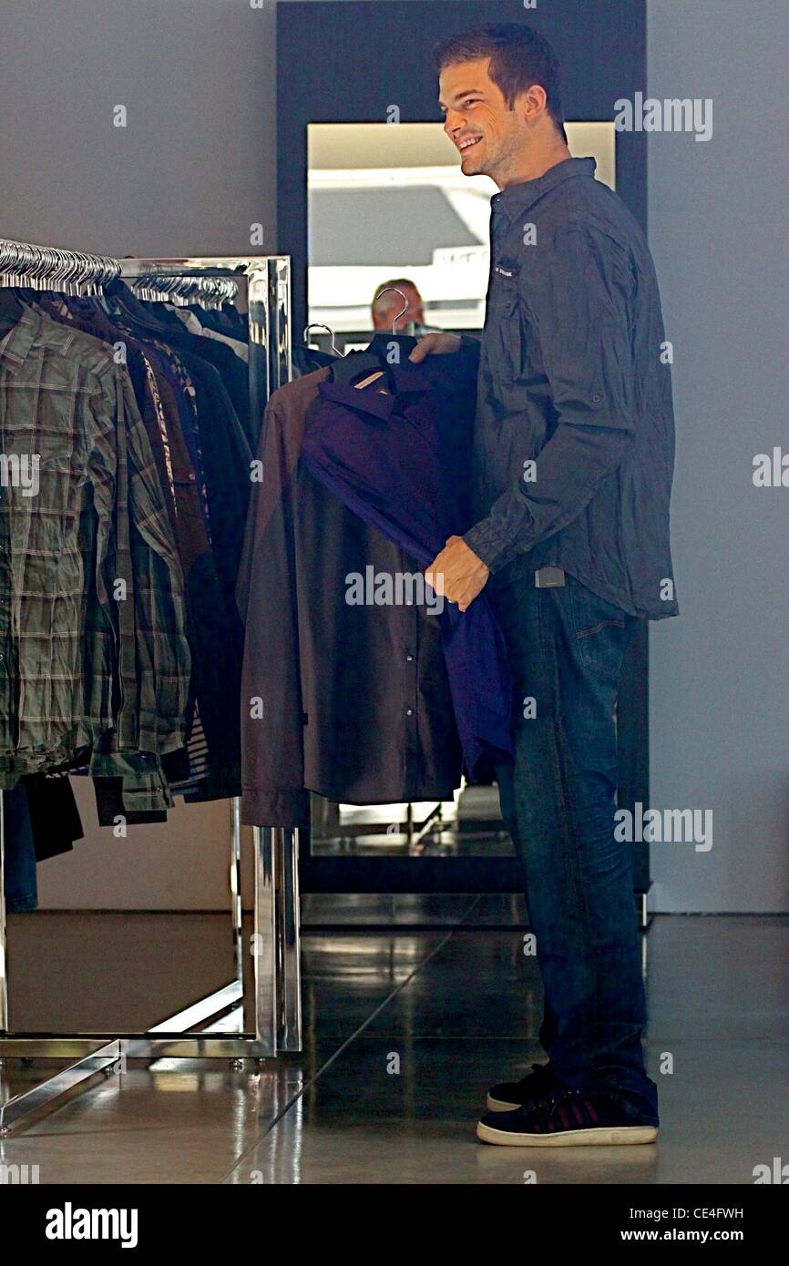 Rick Malambri 'Step up 3D' star avec sa femme Armani Exchange à Los Angeles, Californie - 25.08.10 Banque D'Images