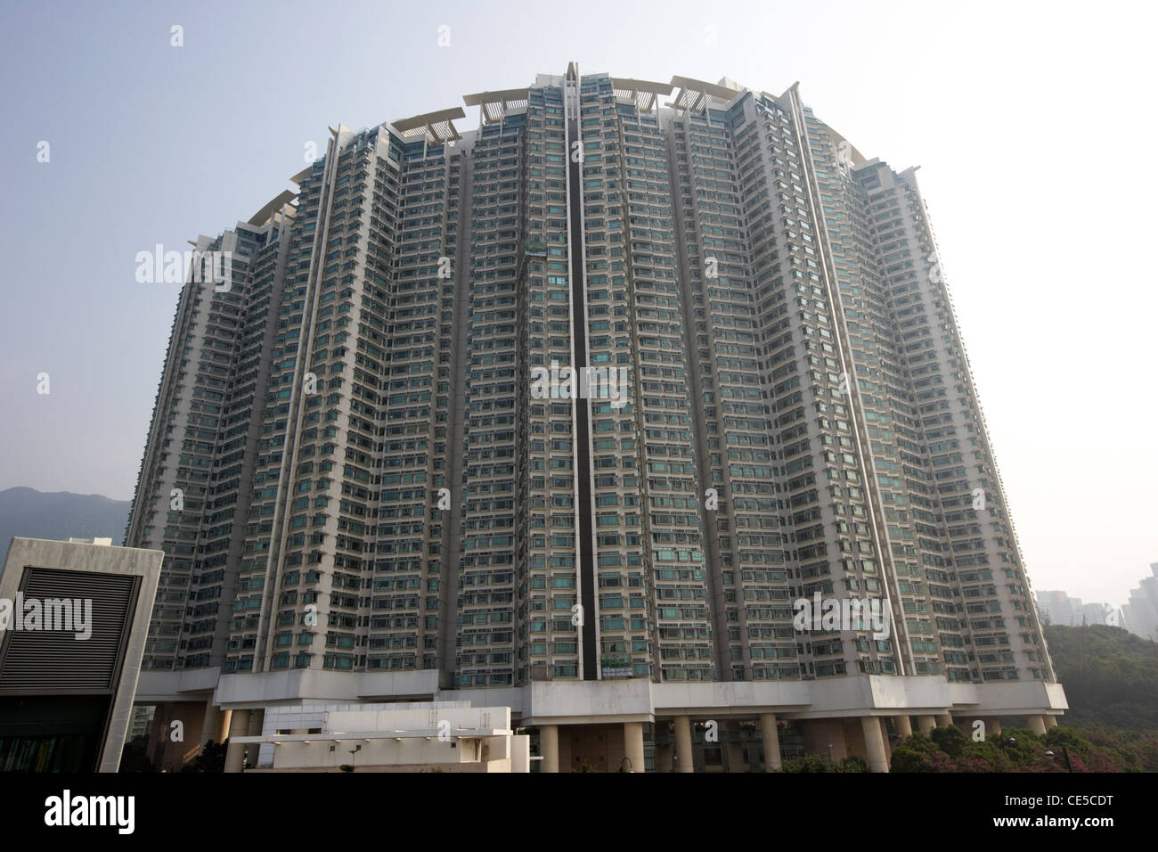 Blocs d'appartement crescent Tung Chung l'île de Lantau à Hong Kong Hong Kong Chine Asie Banque D'Images