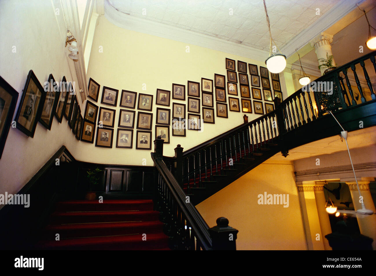 Calcutta Club Staircase ; Calcutta ; Kolkata ; Bengale-Occidental ; Inde ; Asie Banque D'Images