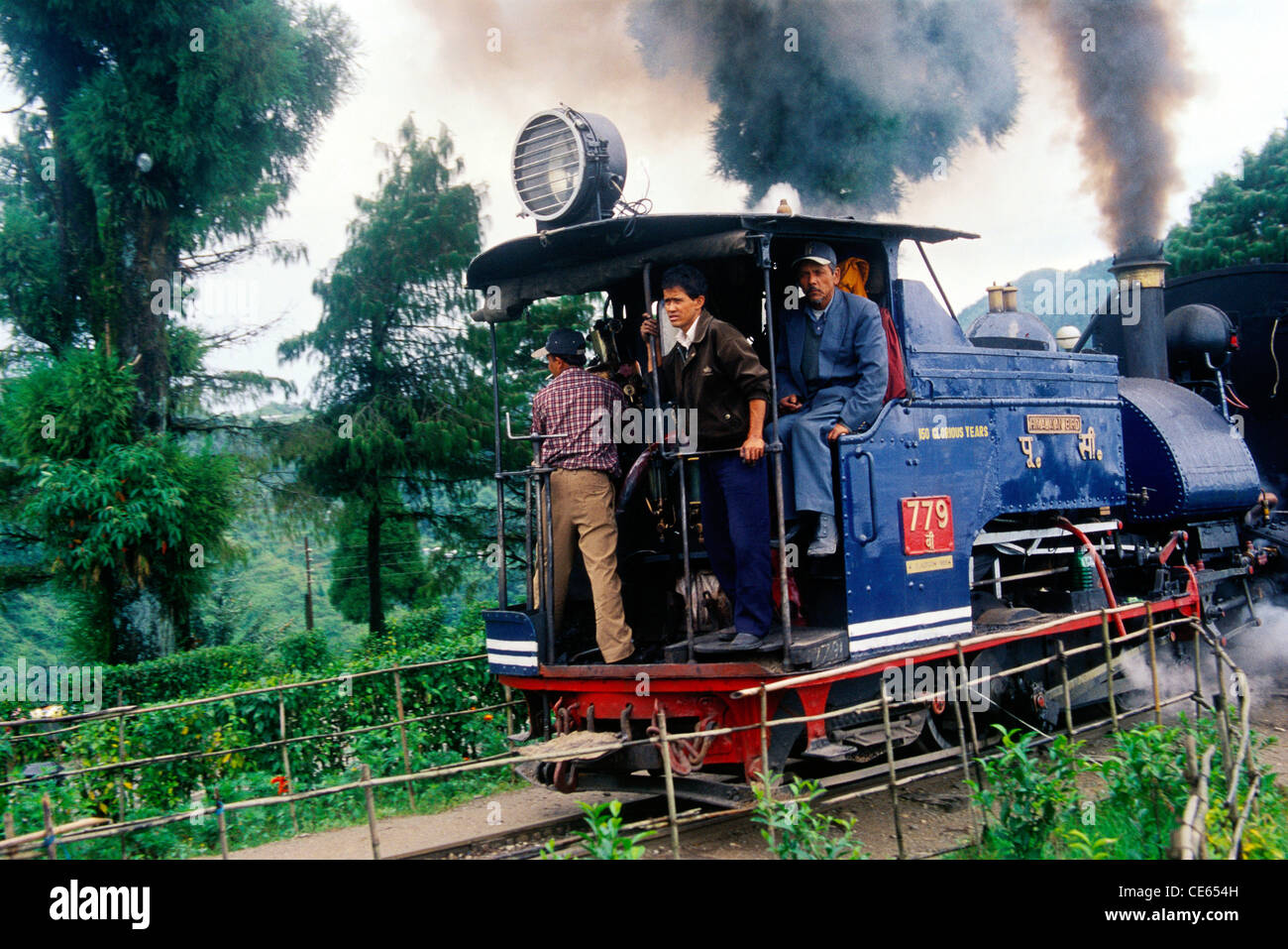 Jouet train moteur ; Darjeeling Himalayan Railway ; chemins de fer de montagne de l'Inde ; New Jalpaiguri ; Ghum ; Ghoom ; Darjeeling ; Bengale-Occidental ; Inde ; Asie Banque D'Images