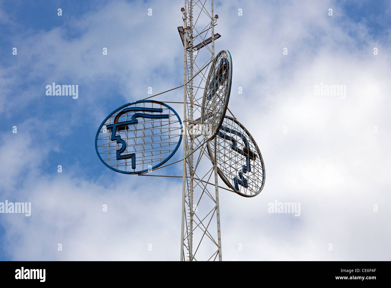 Avec le logo du mât à la foire de Hanovre, le plus grand salon industriel du monde, Basse-Saxe, Allemagne Banque D'Images