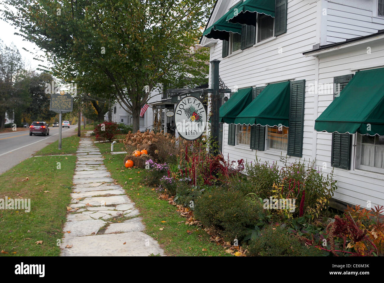 Inn et en trottoir, Dorset, Vermont Banque D'Images