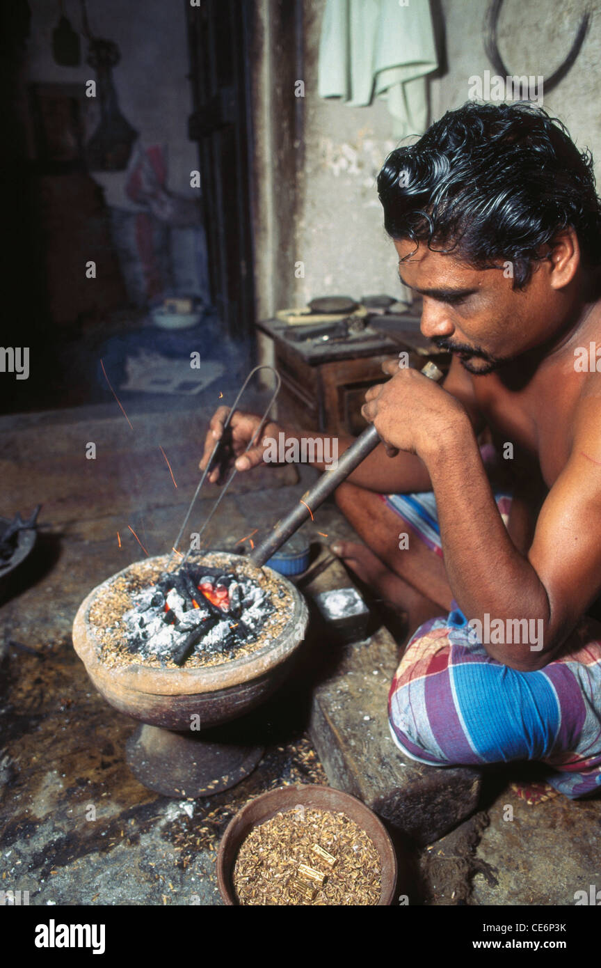 Travail de forgeron indien ; Chettinad ; Tamil Nadu ; Inde ; asie Banque D'Images