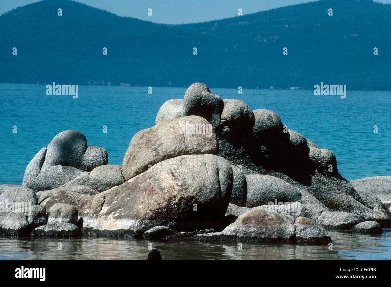 AMA 87915 : rochers Taho lake ; Crystal Bay ; United States of America usa Banque D'Images