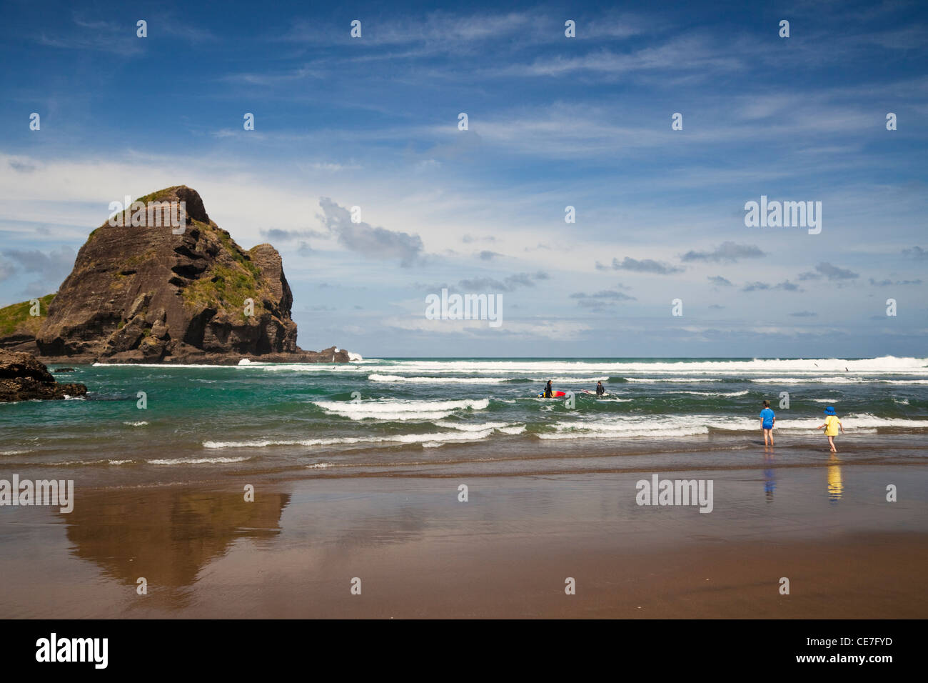 Piha beach. Piha, Waitakere Ranges Regional Park, Auckland, île du Nord, Nouvelle-Zélande Banque D'Images