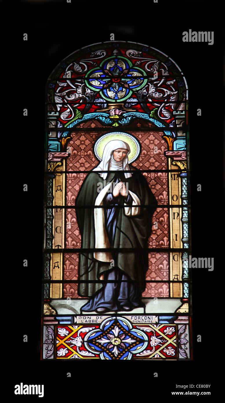 Sainte Monica, vitraux dans la Cathédrale de St Vincent de Paul à Tunis Banque D'Images