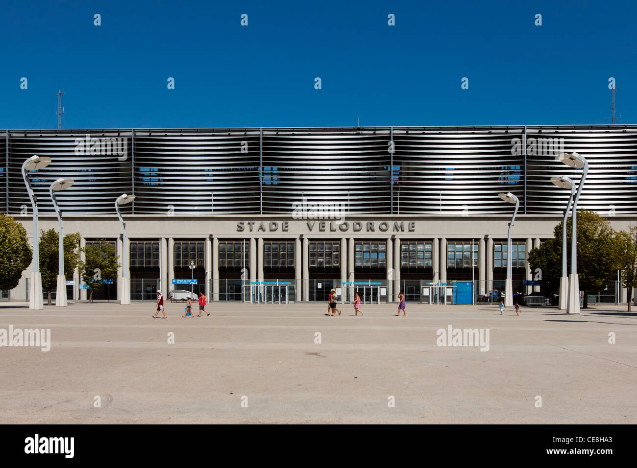 Stade Vélodrome, stade Olympique de Marseille rénové vous promet, par l'architecte Jean-Pierre Buffi, Marseille, bouche du Rhone, Provence Banque D'Images