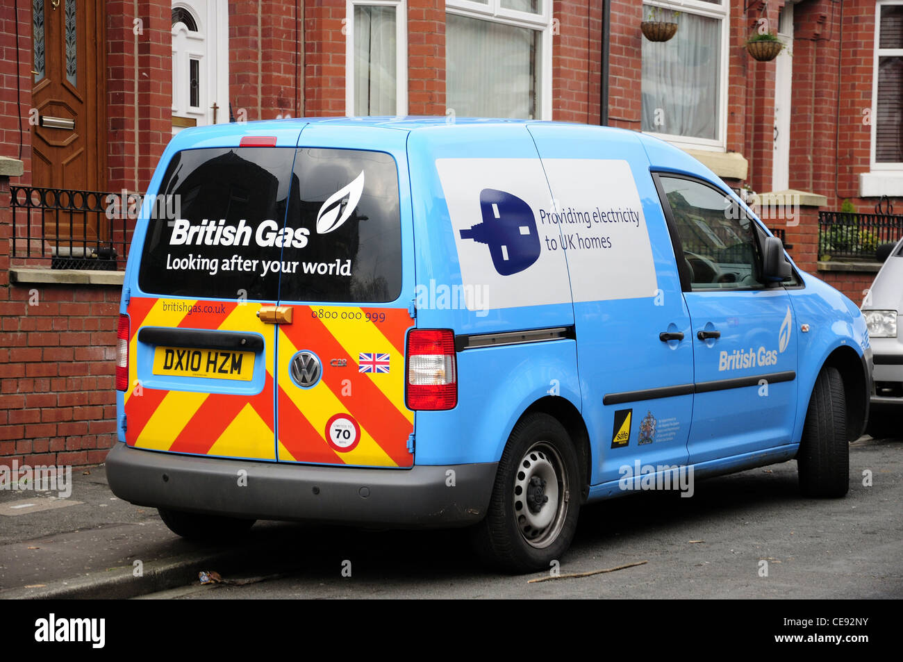 British Gas van outside house Banque D'Images