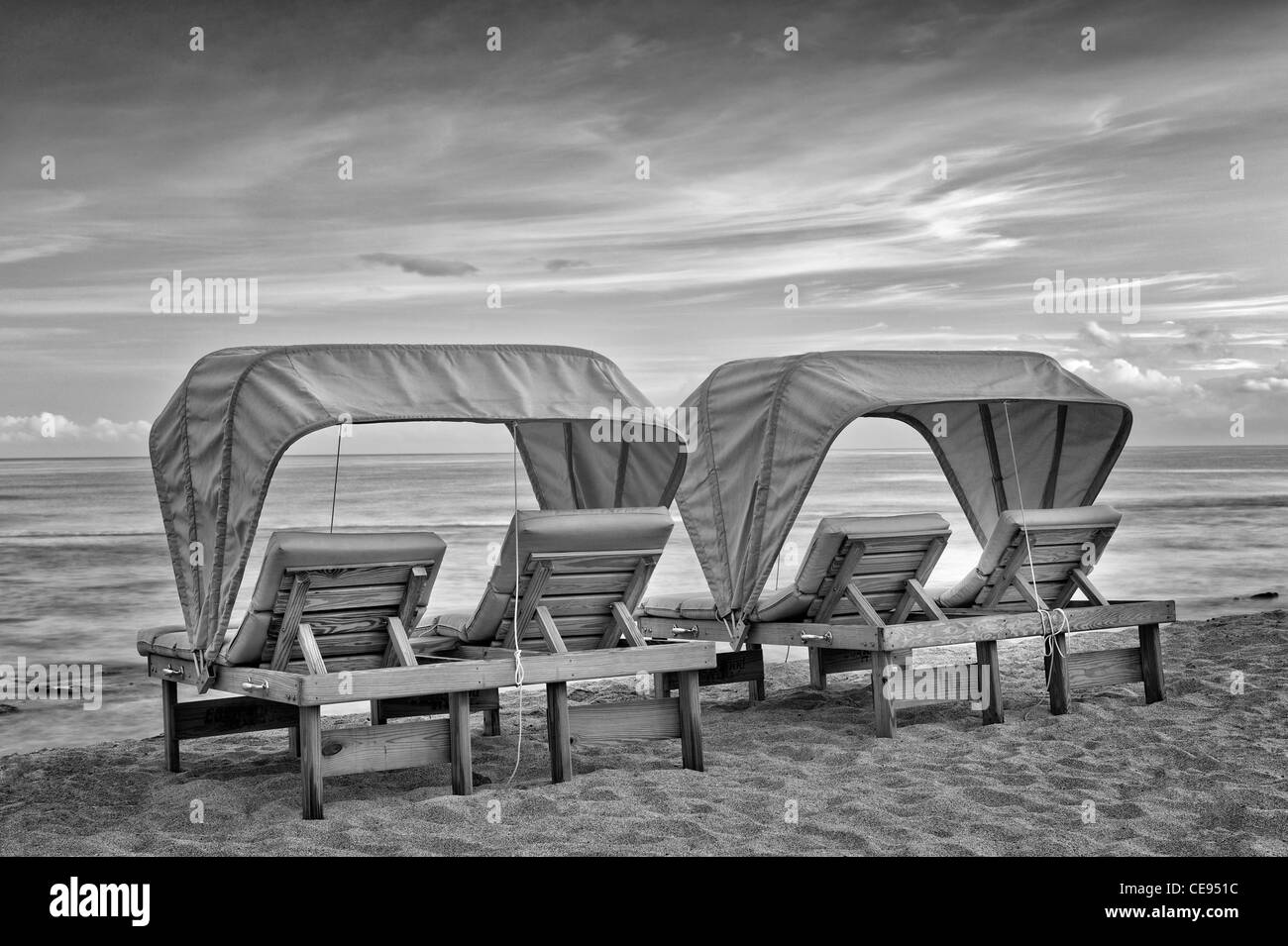 Chaises de plage à l'hôtel Four Seasons. New York, la grande île. Banque D'Images
