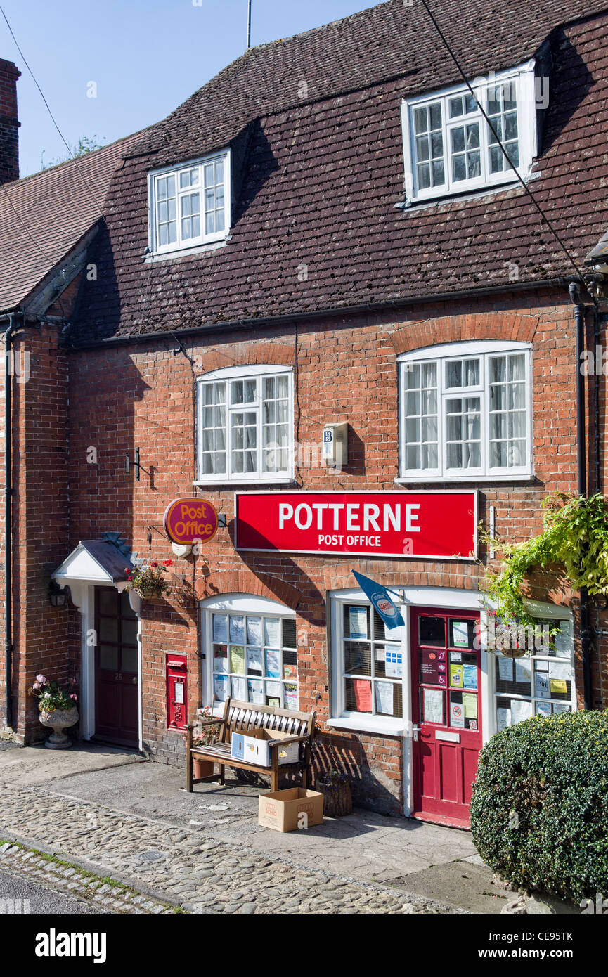 Thaxted village Bureau de poste et shop Banque D'Images