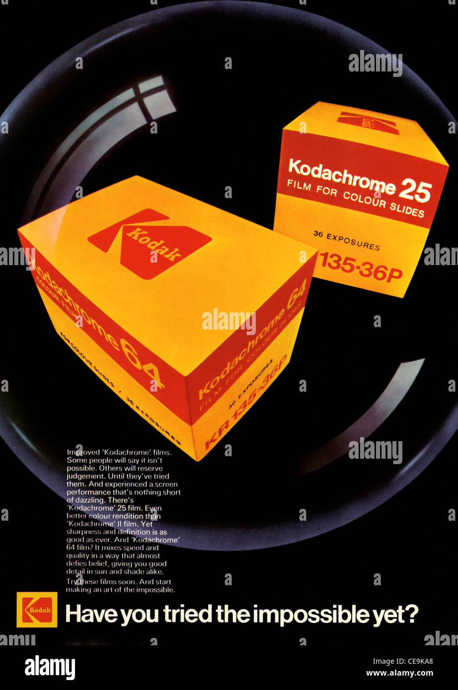 70's et affiche la page magazine annonce le lancement de Kodachrome 25 et 64 films 35mm la transparence de l'amateur photographe. Ian Shaw Photographe Kodak Banque D'Images