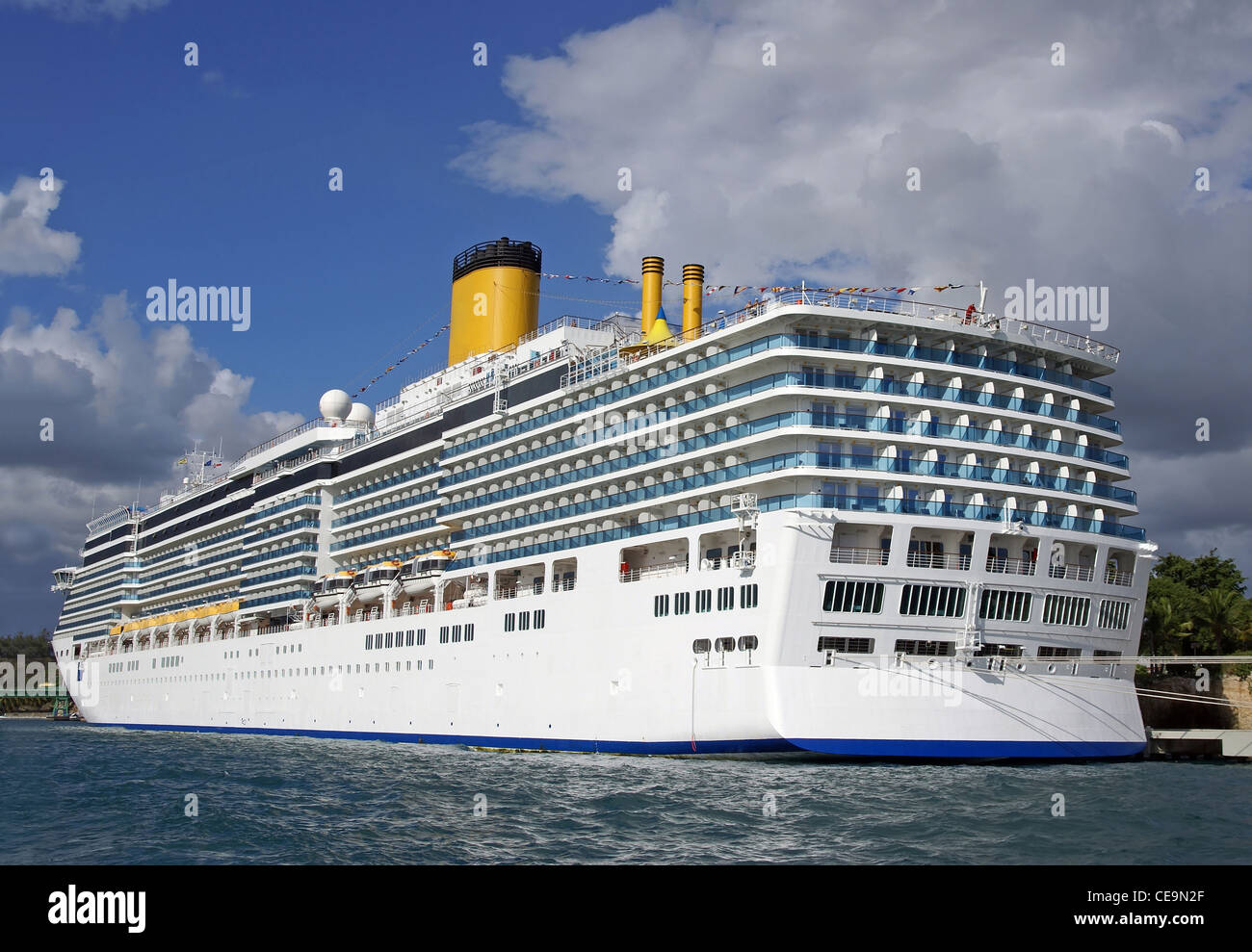 Un bateau de croisière Banque D'Images