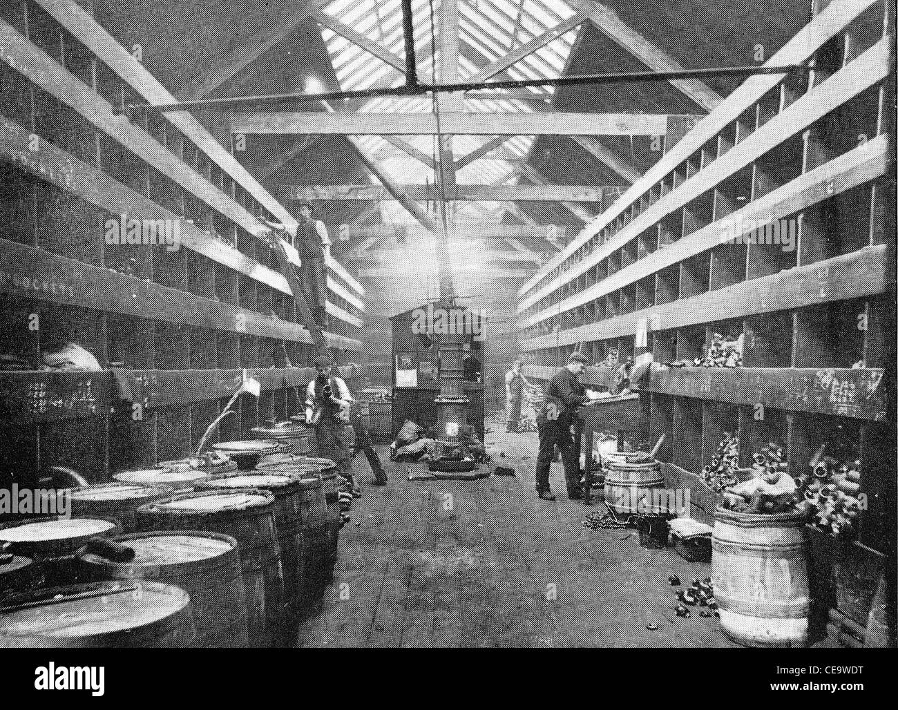 Lap-soudage du tube et l'enroulement de l'usine de triage à l'Imperial Tube Works, Monmore Green, Wolverhampton (John Brotherton Ltd), 1894 Banque D'Images