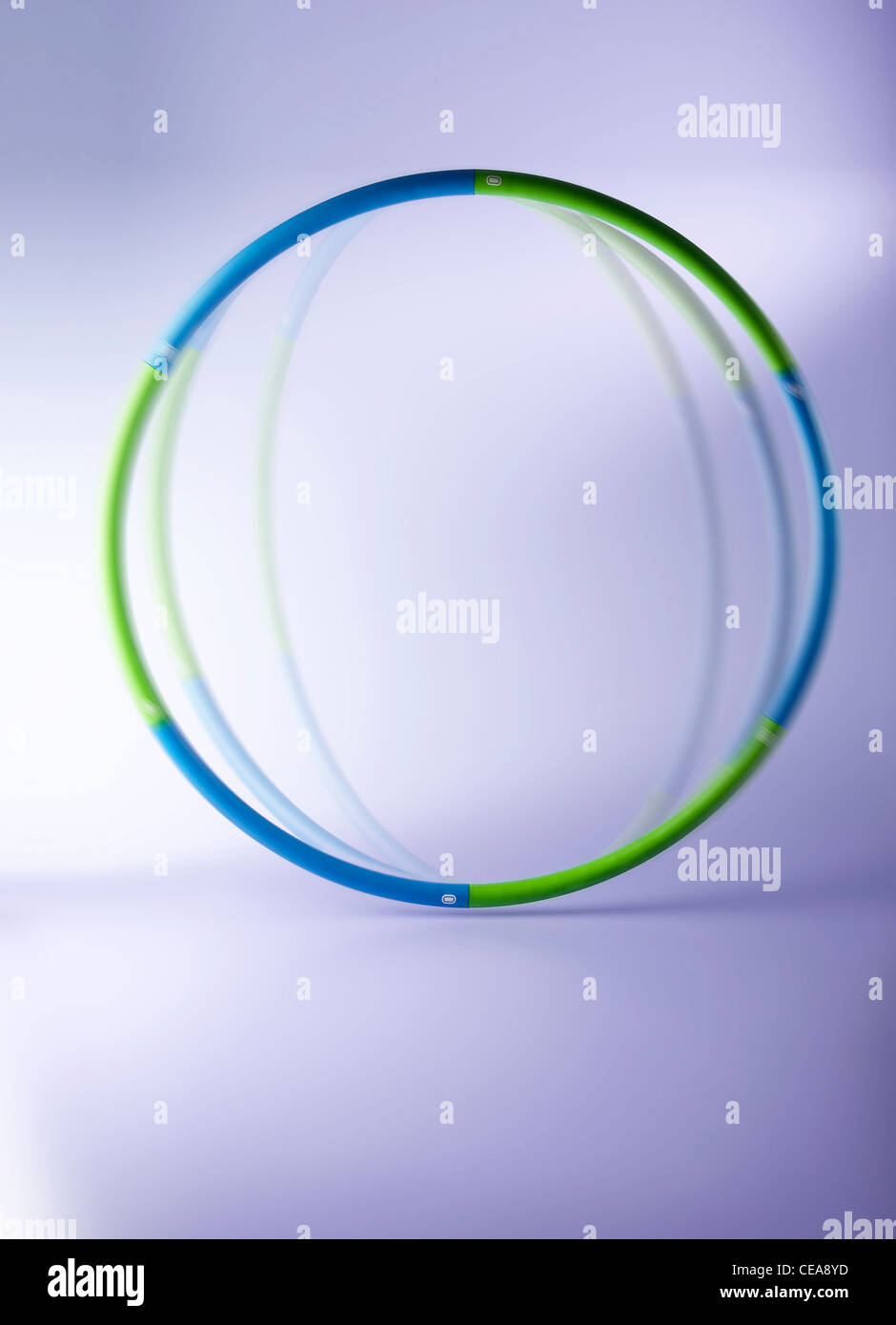 Encore un coup de la vie d'un hula hoop fitness spinning Banque D'Images